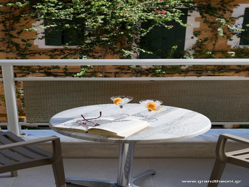Grand Theoni Boutique Hotel & Spa Vasiliki Dış mekan fotoğraf